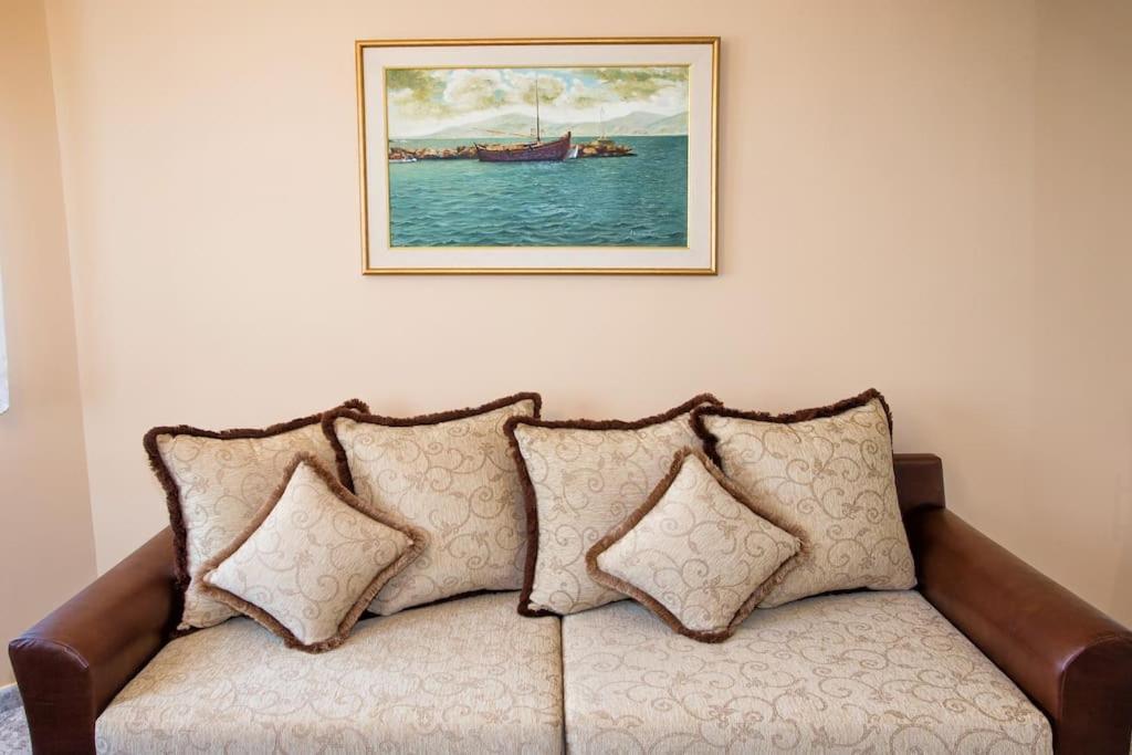 Myrsini' S House Villa Néa Péramos Bagian luar foto
