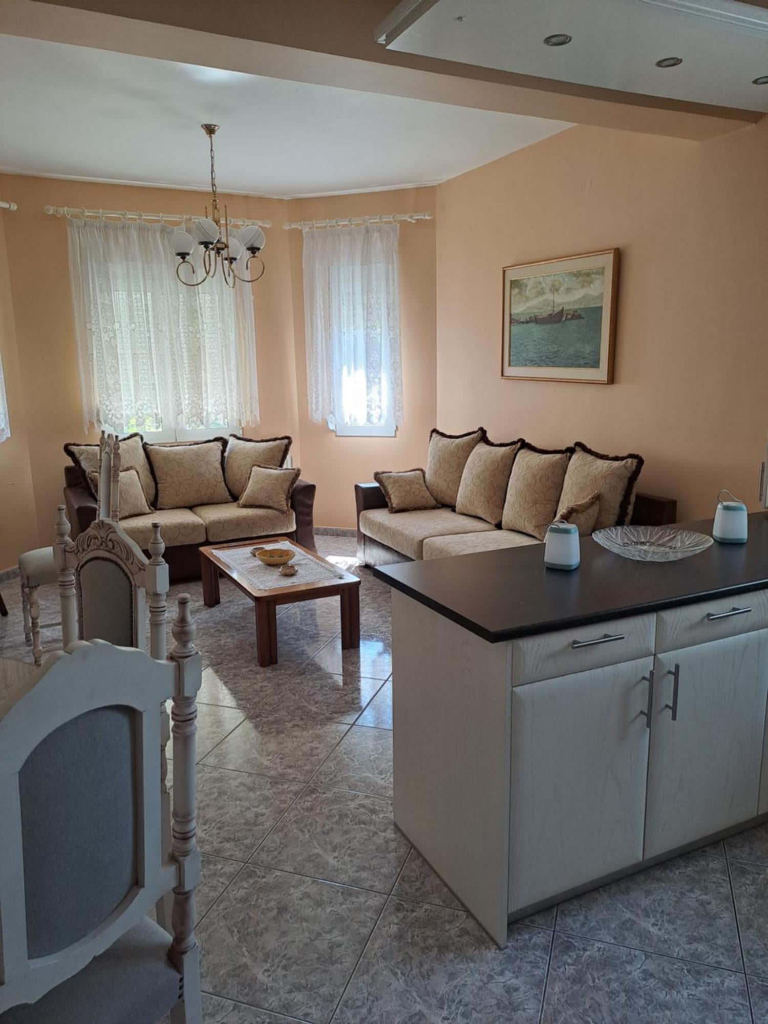 Myrsini' S House Villa Néa Péramos Bagian luar foto