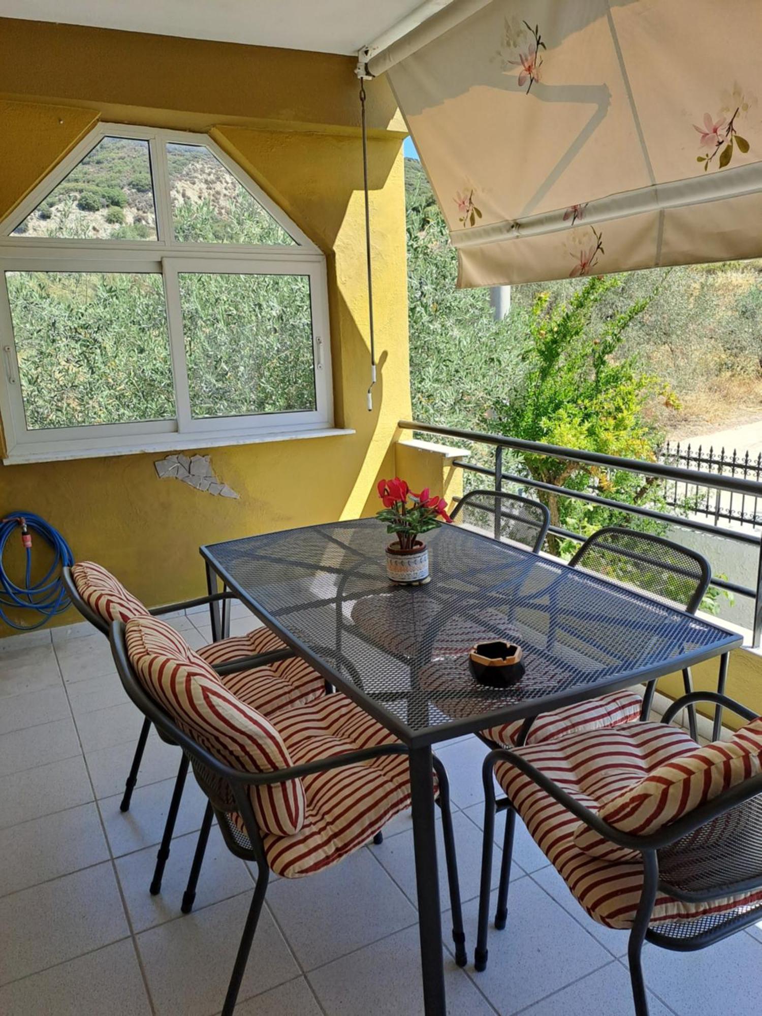 Myrsini' S House Villa Néa Péramos Bagian luar foto