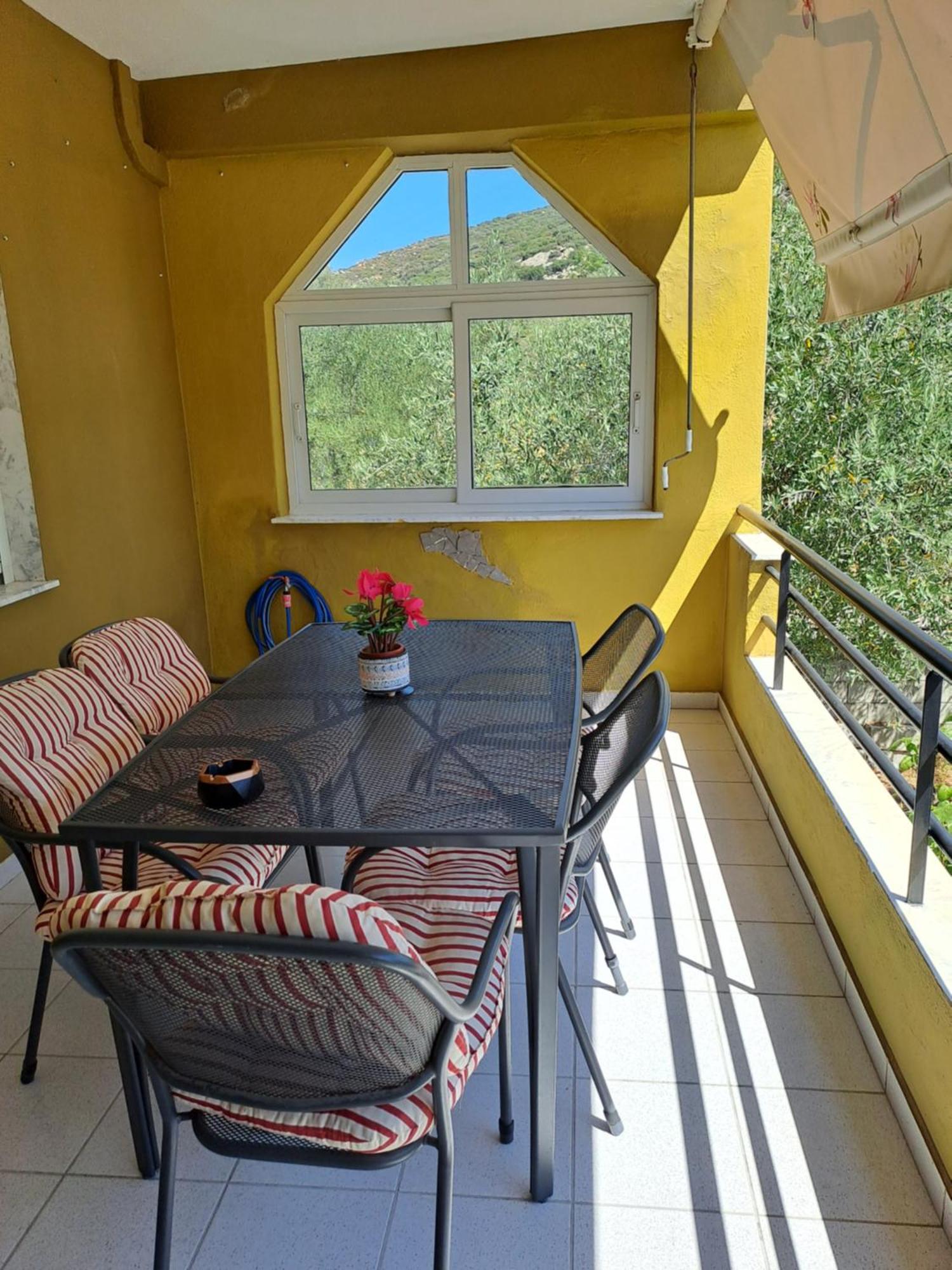 Myrsini' S House Villa Néa Péramos Bagian luar foto