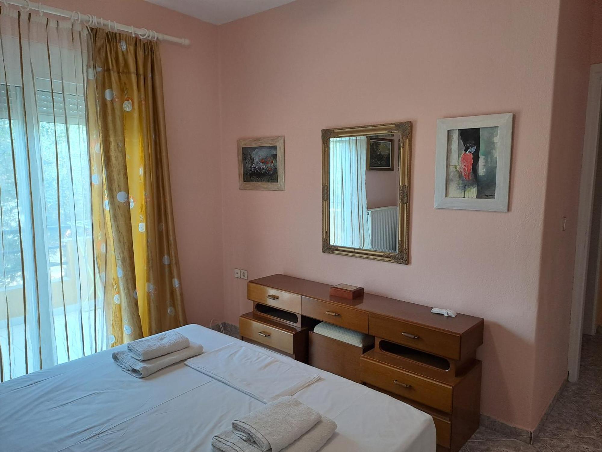 Myrsini' S House Villa Néa Péramos Bagian luar foto